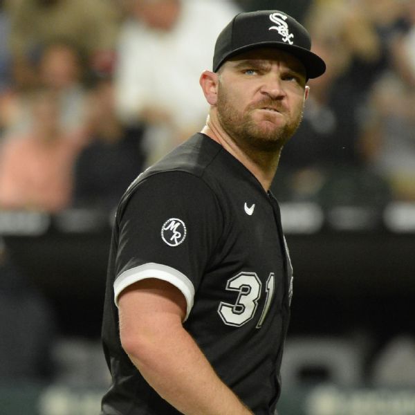 White Sox's Hendriks lands on IL due to forearm
