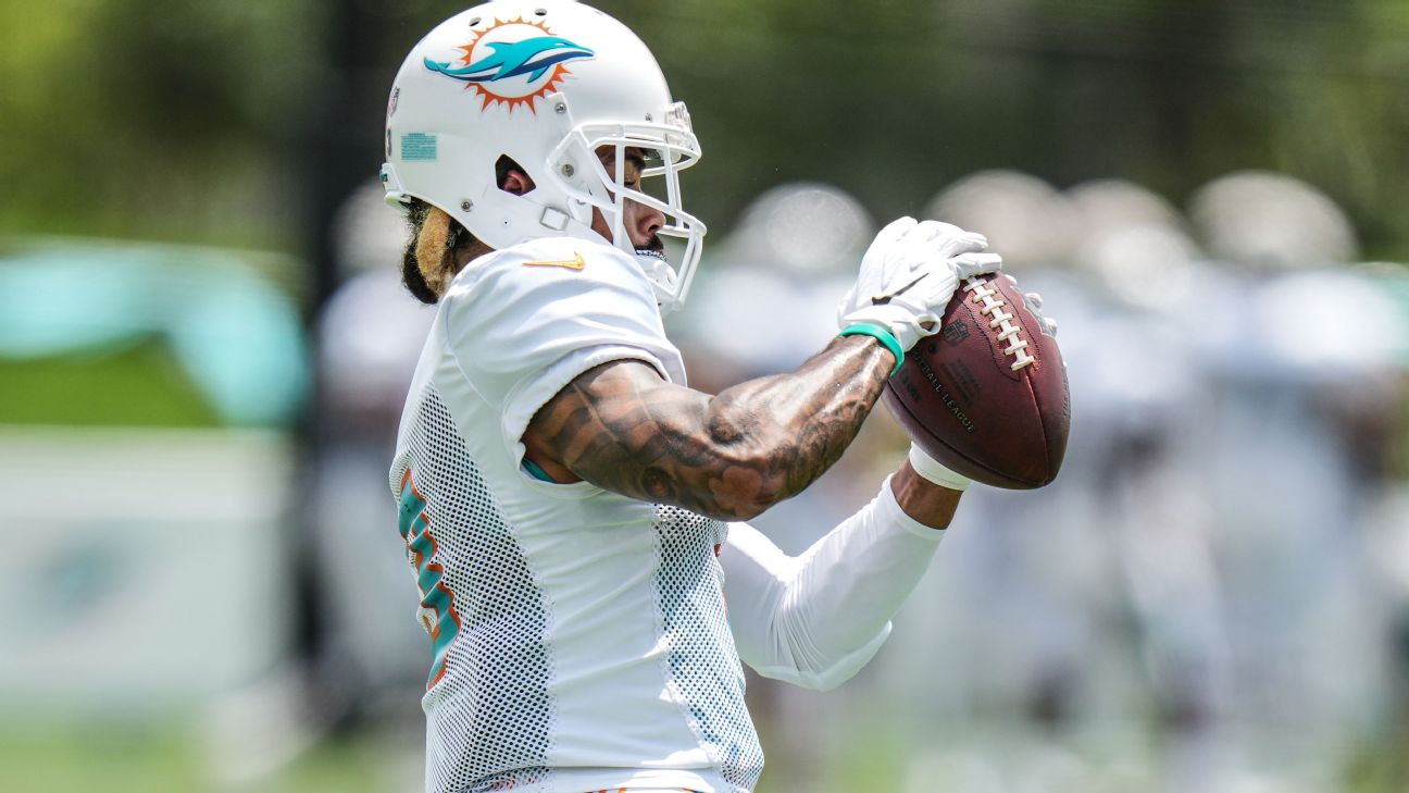 Miami Dolphins receiver Will Fuller won't make debut against Buffalo Bills