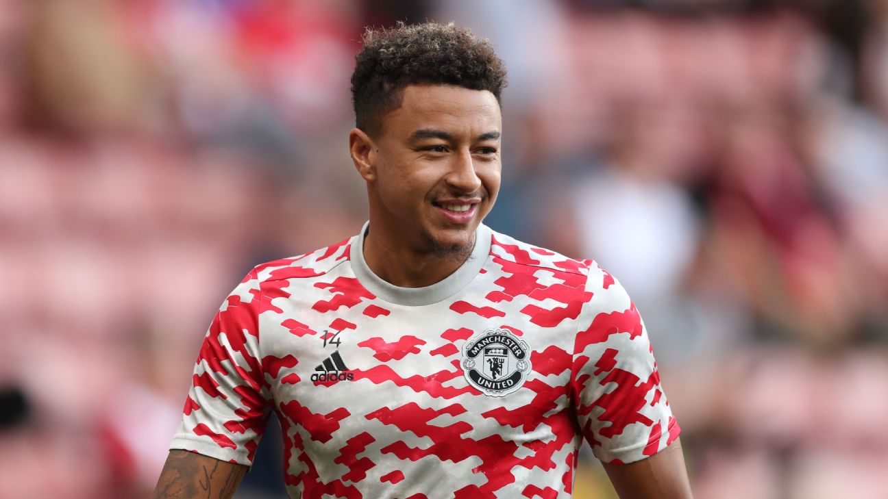 Sources: Lingard set to leave Man United on free
