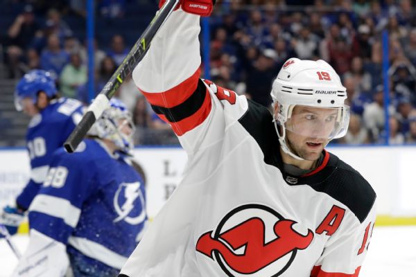 Zajac retires after signing 1-day deal with Devils