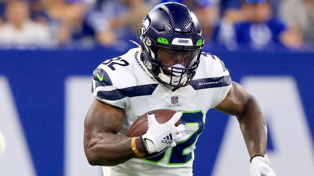 Seahawks RB Chris Carson expected to have season-ending neck surgery. (via  @rapsheet) 