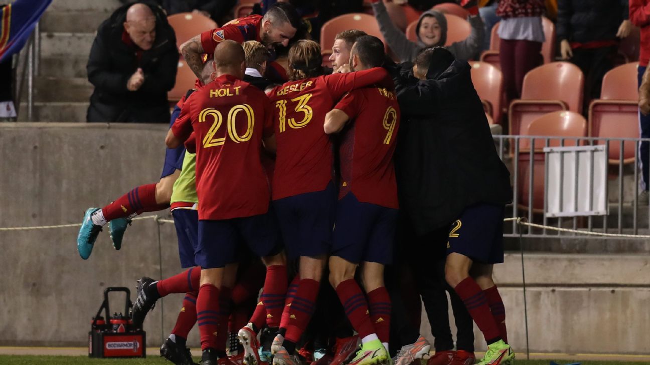 RSL Edge Galaxy Behind Late Anderson Julio Goal ABC7 Los Angeles