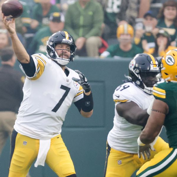 Steelers' Roethlisberger tosses 400th career TD