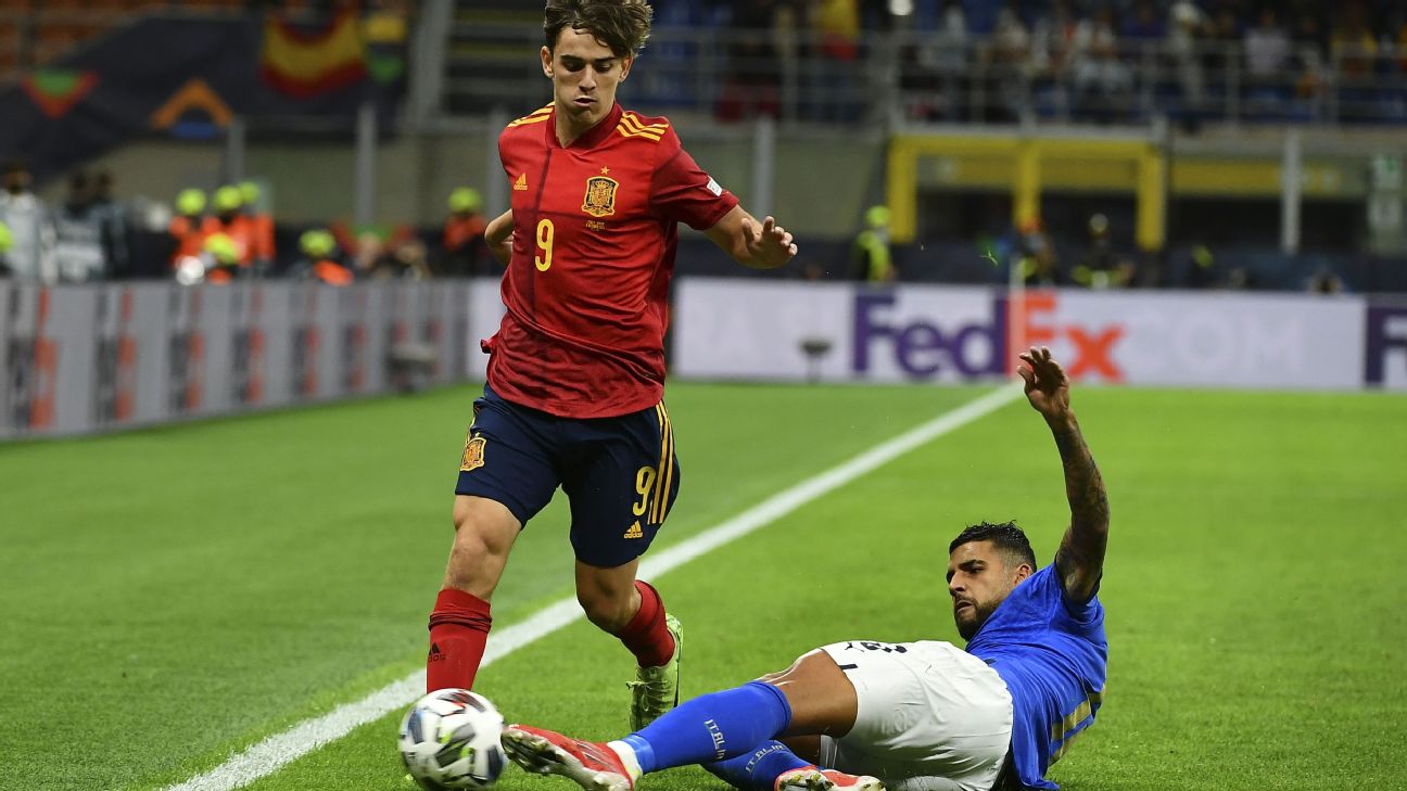 Gavi tipped to be 'one of the stars of world football' by Spain boss  Enrique