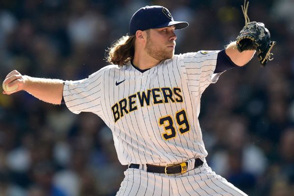 Brewers' Burnes edges Wheeler for NL Cy Young