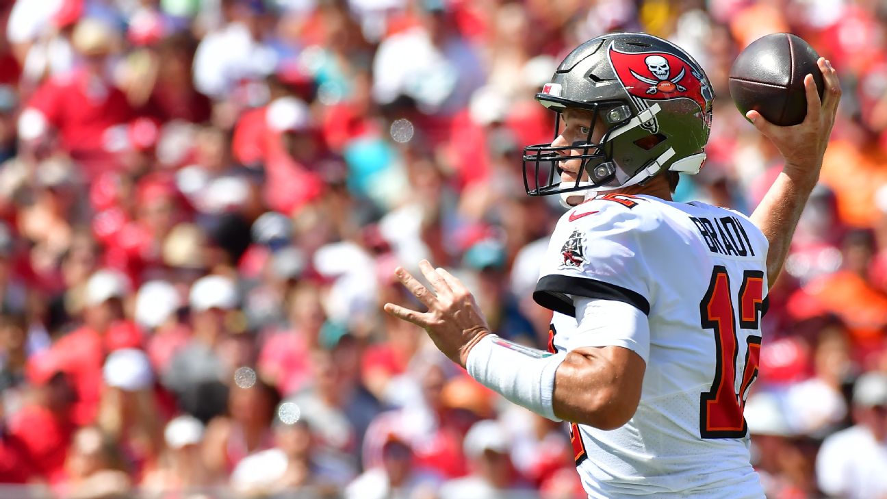 Buccaneers' Tom Brady suffers historic loss to Ravens 