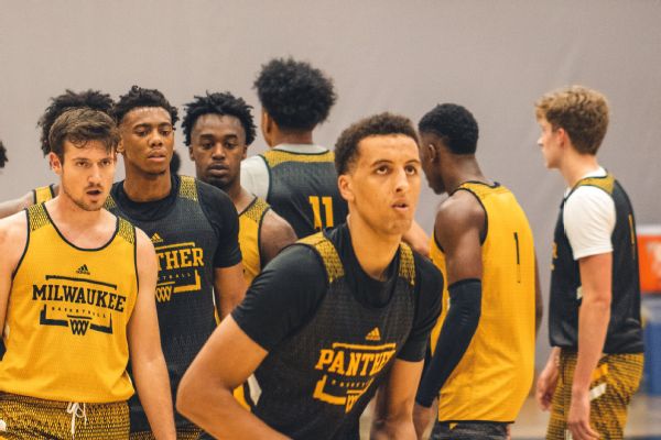 Baldwin entering draft after 1 year at Milwaukee