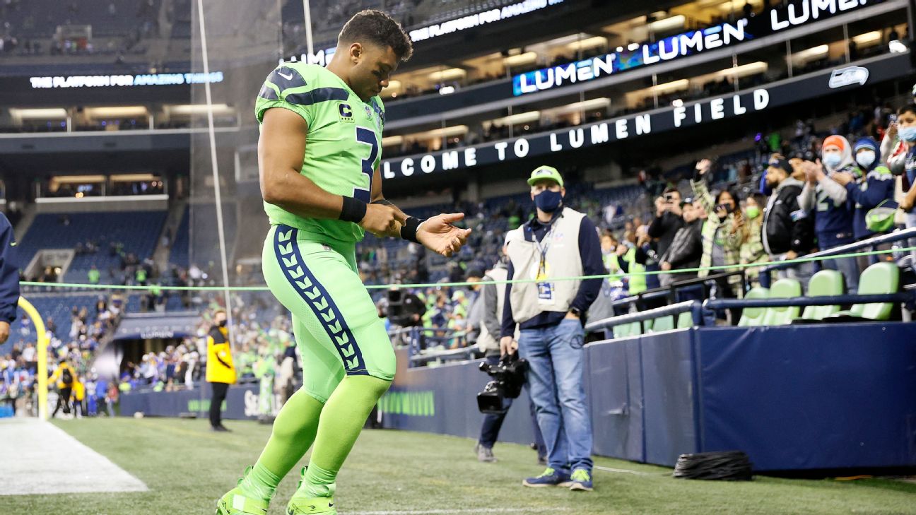 Seahawks place QB Russell Wilson, RB Chris Carson on IR