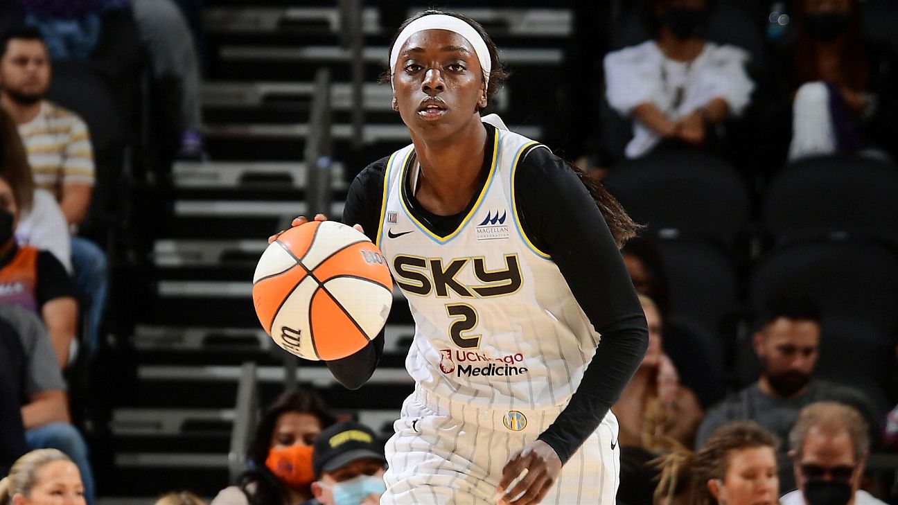 Reigning WNBA Finals MVP Kahleah Copper re-signs with Chicago Sky