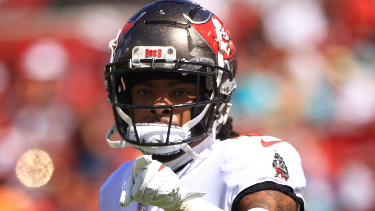 Bucs Place Richard Sherman on Injured Reserve