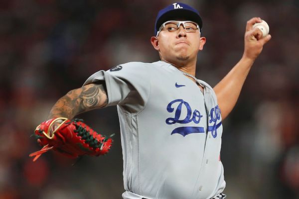 Roberts: Urias was 'best option' in 8th in G2 loss