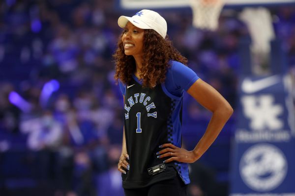Duke women's hoops coach Kara Lawson adds Kyra Elzy to staff