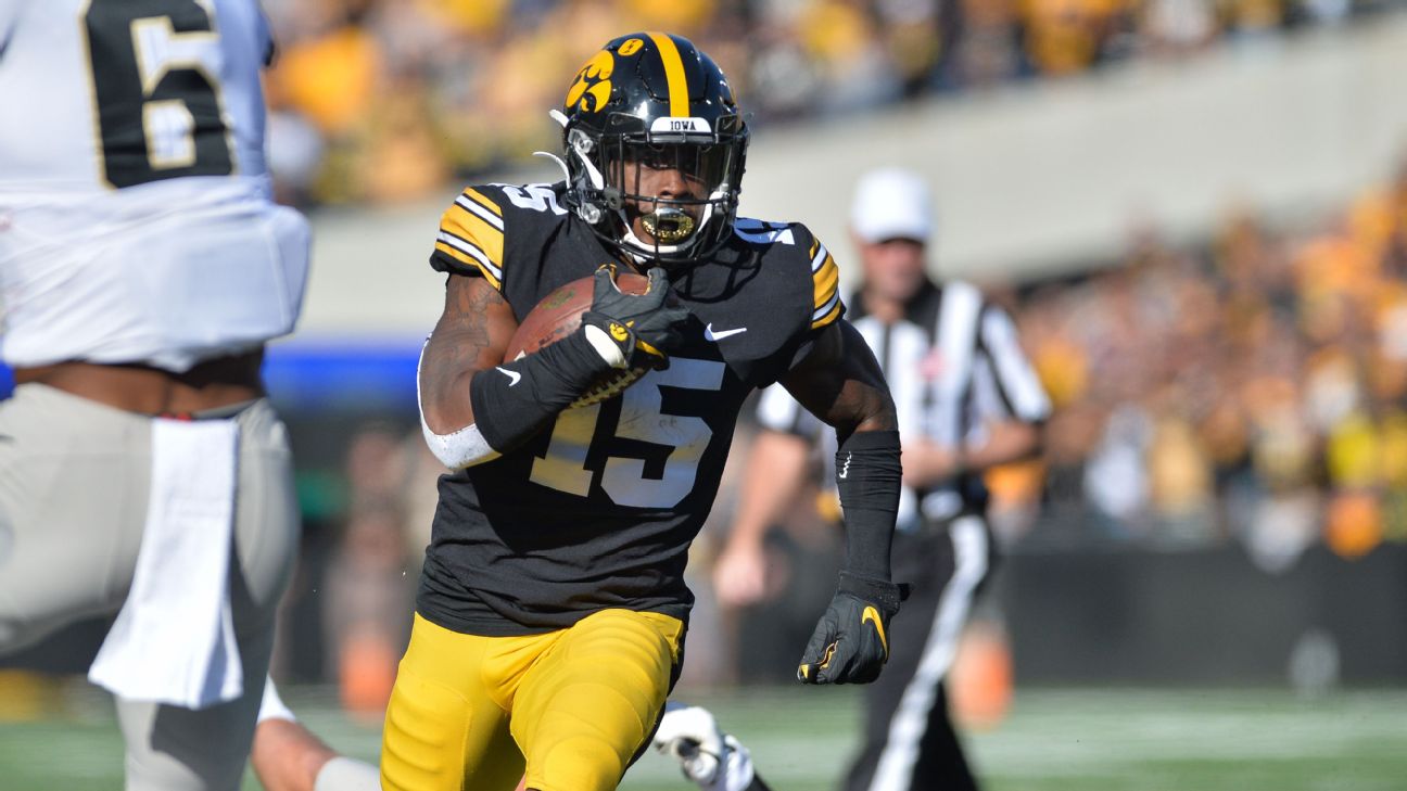 Iowa Football: Hawkeyes tout two of CBS Sports' top 10 NFL tight ends