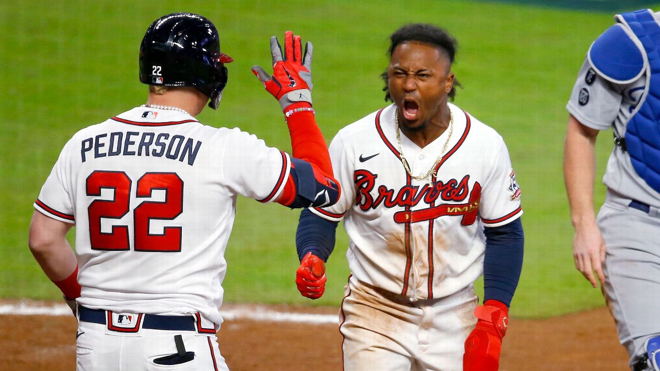 Brian Snitker Reacts to Braves Dropping NLDS Game 1 vs. Phillies & Bryce  Harper Hall of Famer 