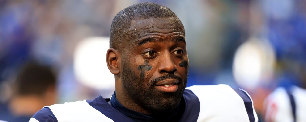 Mercilus, Whitney 'Merciless'  The Football Autograph Encyclopedia