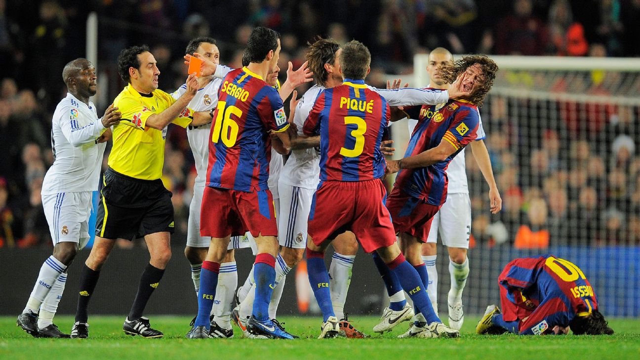 The Football Arena - When AC Milan played Barcelona and Puyol
