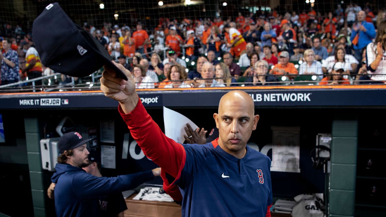 ESPN Stats & Info on X: Alex Cora is the fifth manager in MLB