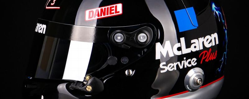 U.S. GP diary: Ricciardo unveils Dale Earnhardt tribute helmet