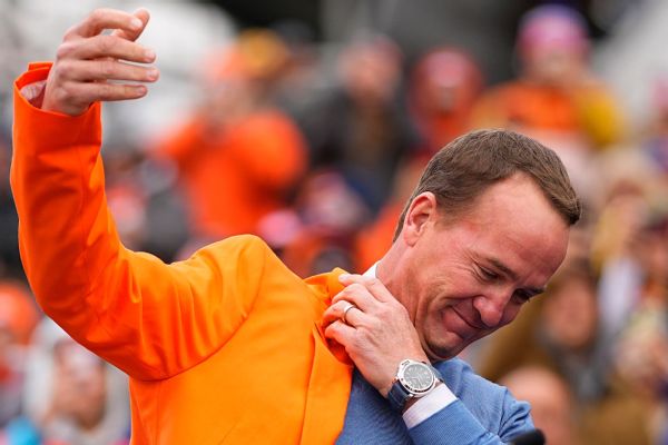Sources: Broncos ownership eyes role for Peyton