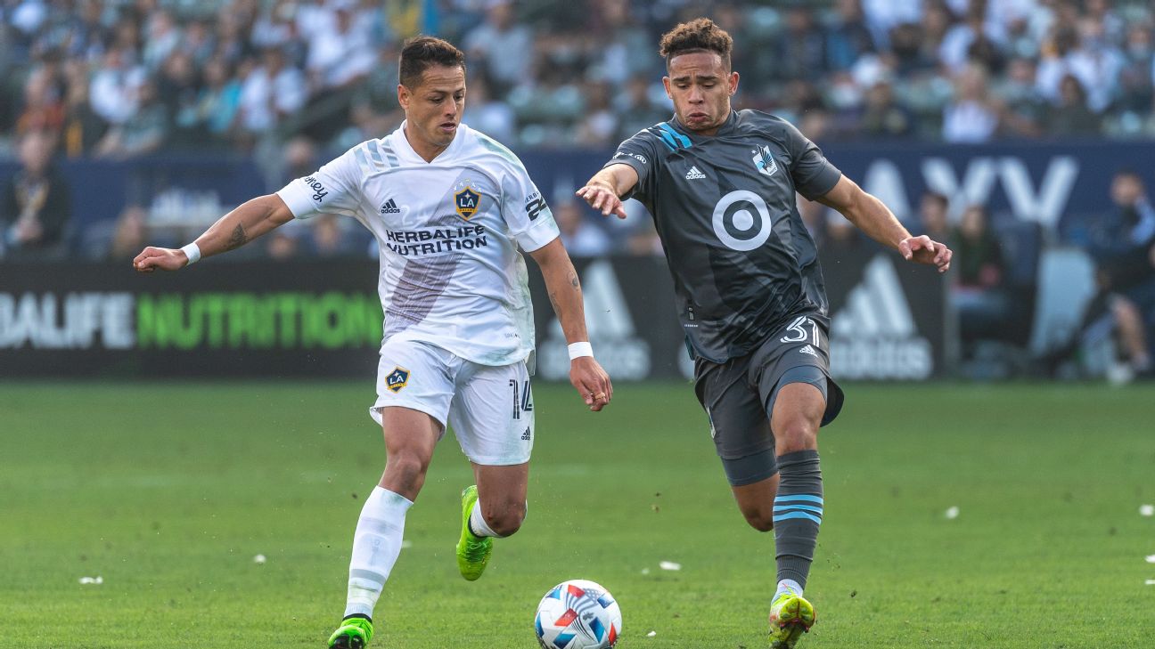 Chicharito addresses Mexico snub after netting brace in LA Galaxy win