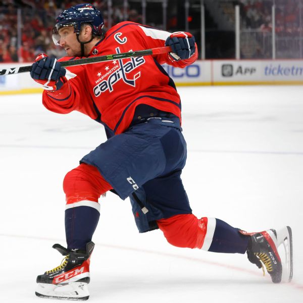 Ovechkin nets No. 741, knots Hull for 4th all-time