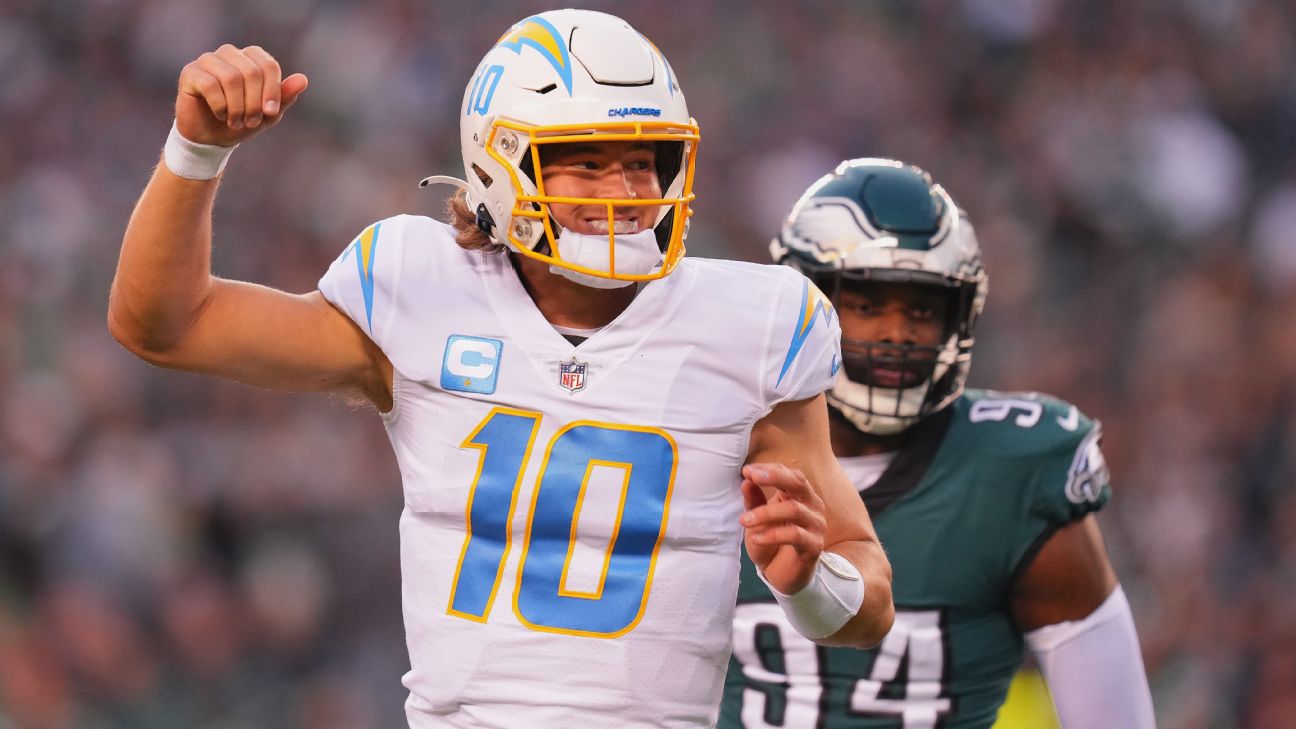 Justin Herbert shines for Chargers in win over Vikings