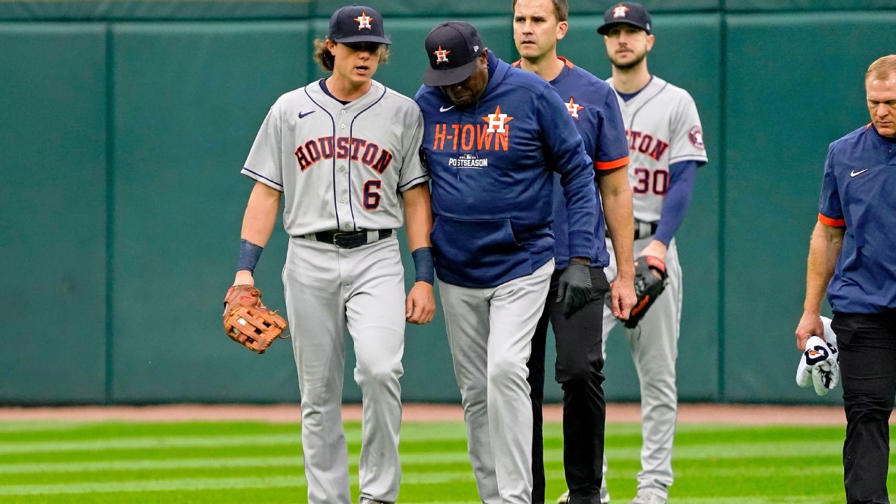 Houston Astros CF Jake Meyers has shoulder surgery; not expected