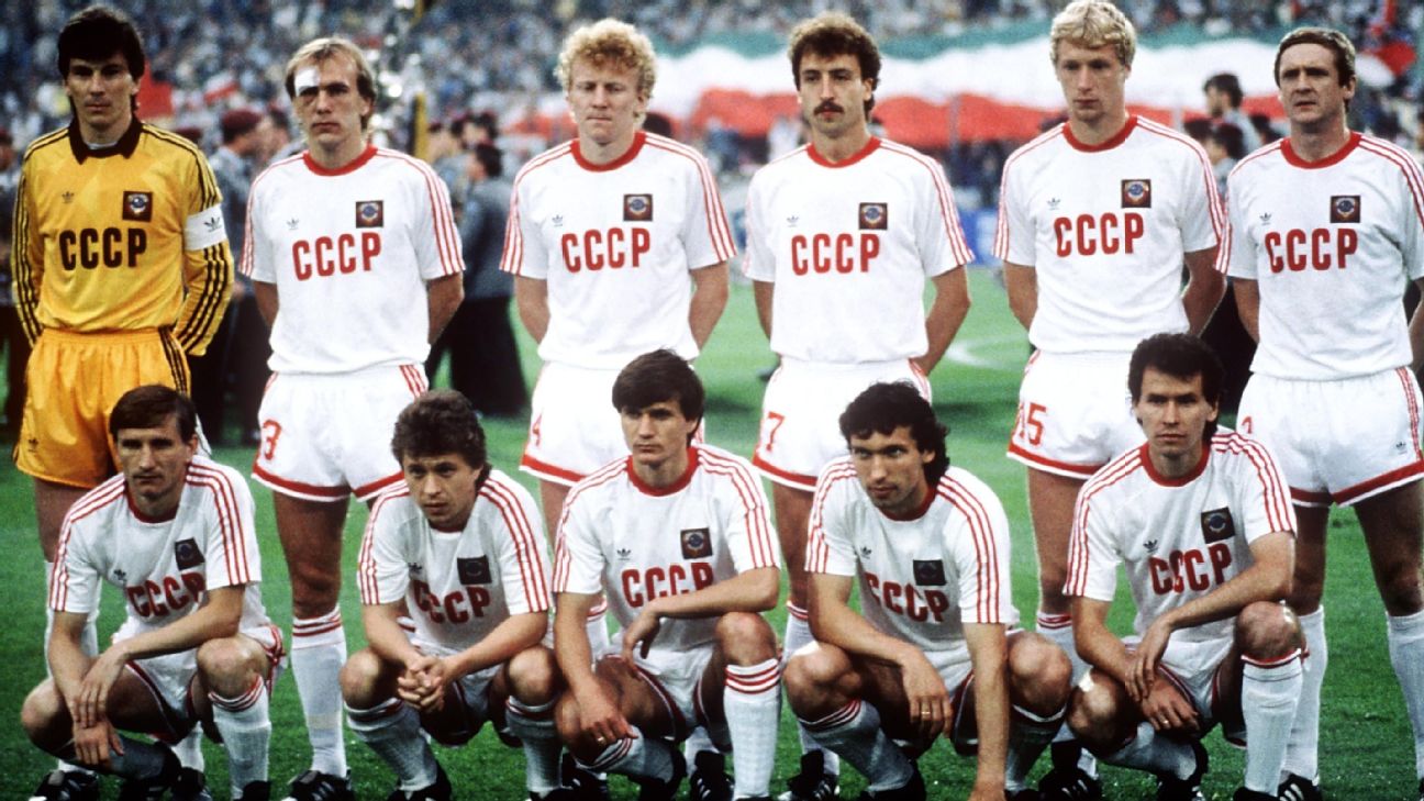 La URSS adiós al futbol hace 30 años y México recibió el primer gol de la naciente Rusia -
