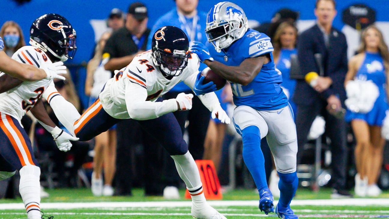 Lions Coach Comforts D'Andre Swift, Who Dropped Winning Pass Vs. Bears