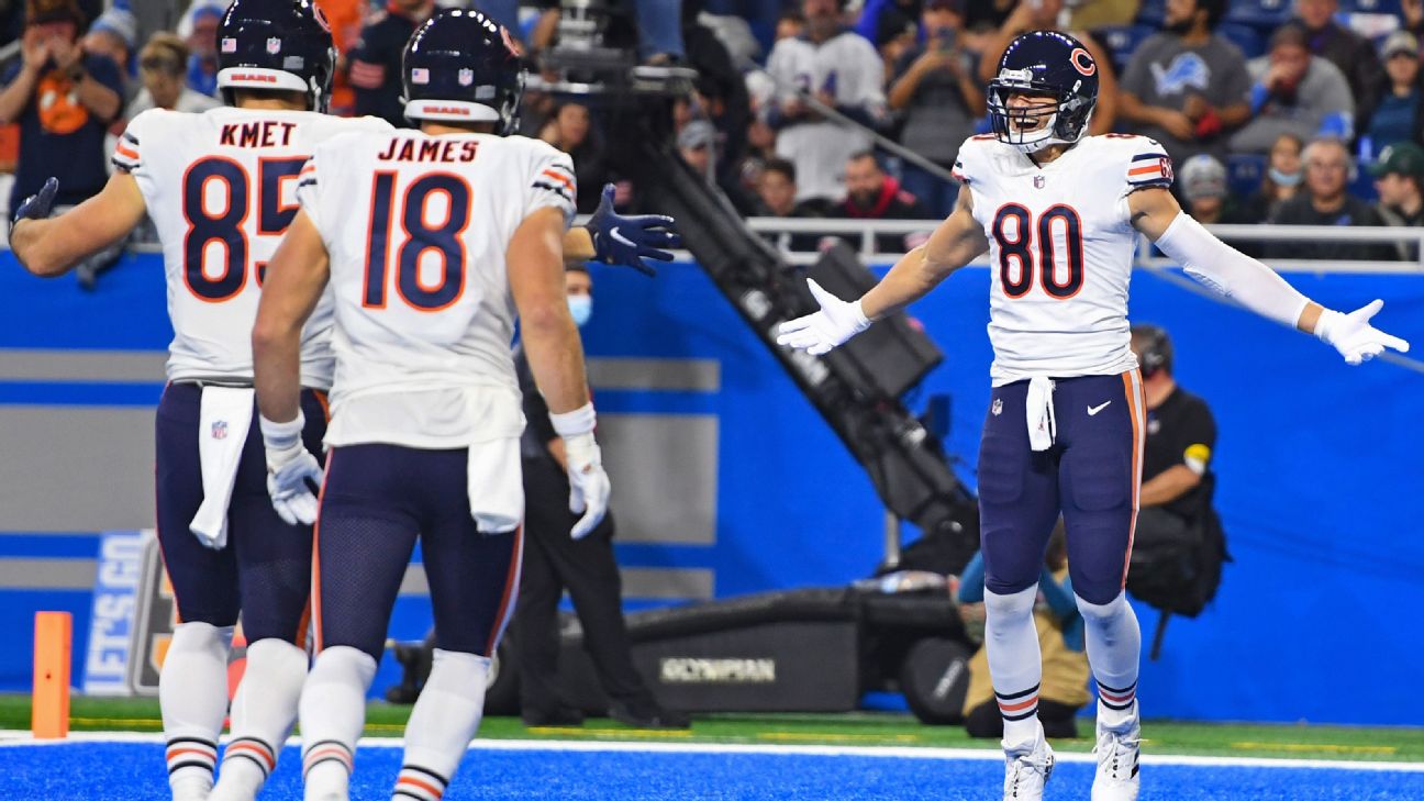 Would Bears' Matt Nagy really start Nick Foles over Justin Fields vs. Lions  in Week 4?