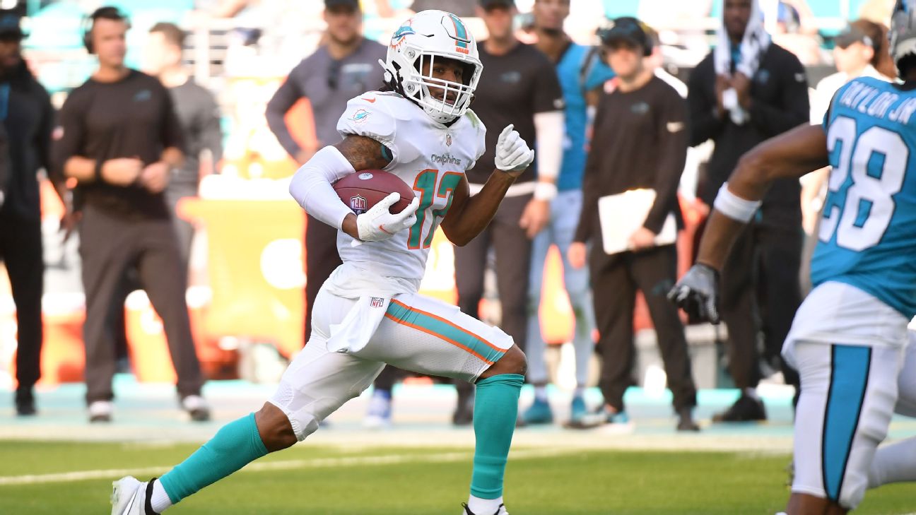 For Miami's Jaylen Waddle, the NFL learning curve continues - West