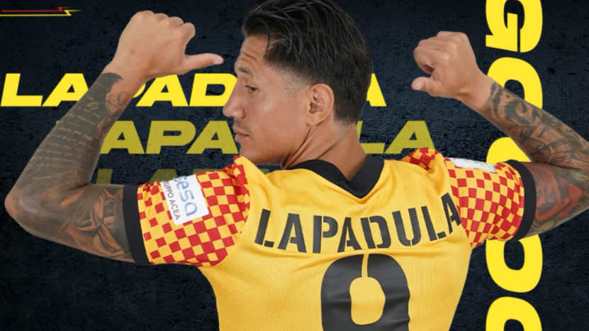 Gianluca Lapadula Jogador Benevento Durante Partida Campeonato Italiano  Série Entre — Fotografia de Stock Editorial © VincenzoIzzo #535950414