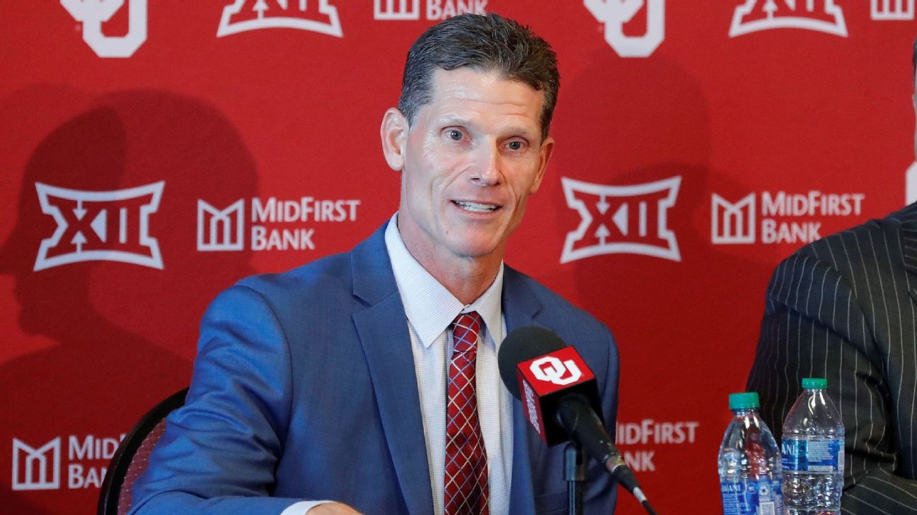 Oklahoma Sooners' Brent Venables to get one of richest contracts for  first-year head coach in college football history