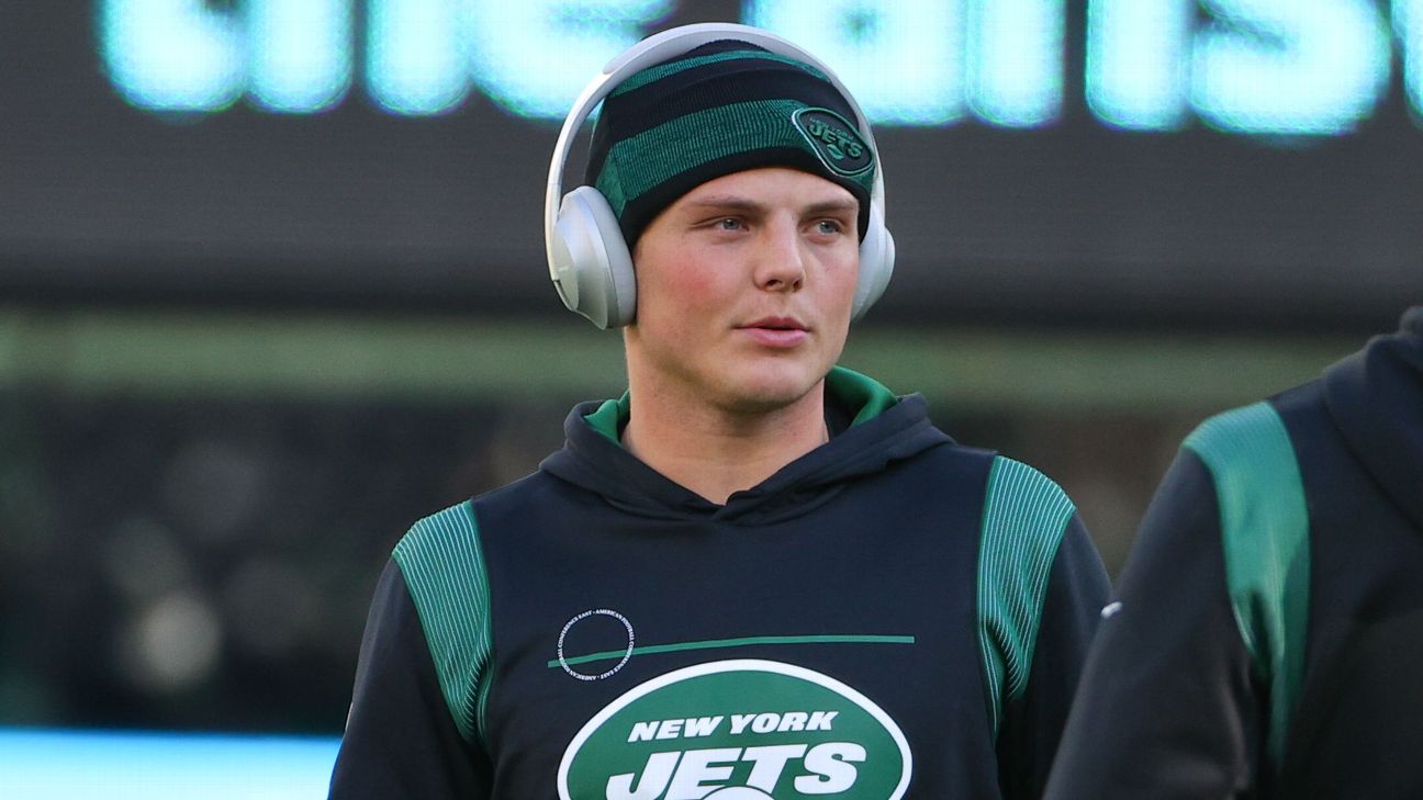 New York Jets QB Sam Darnold defeats Tom Brady in jersey sales