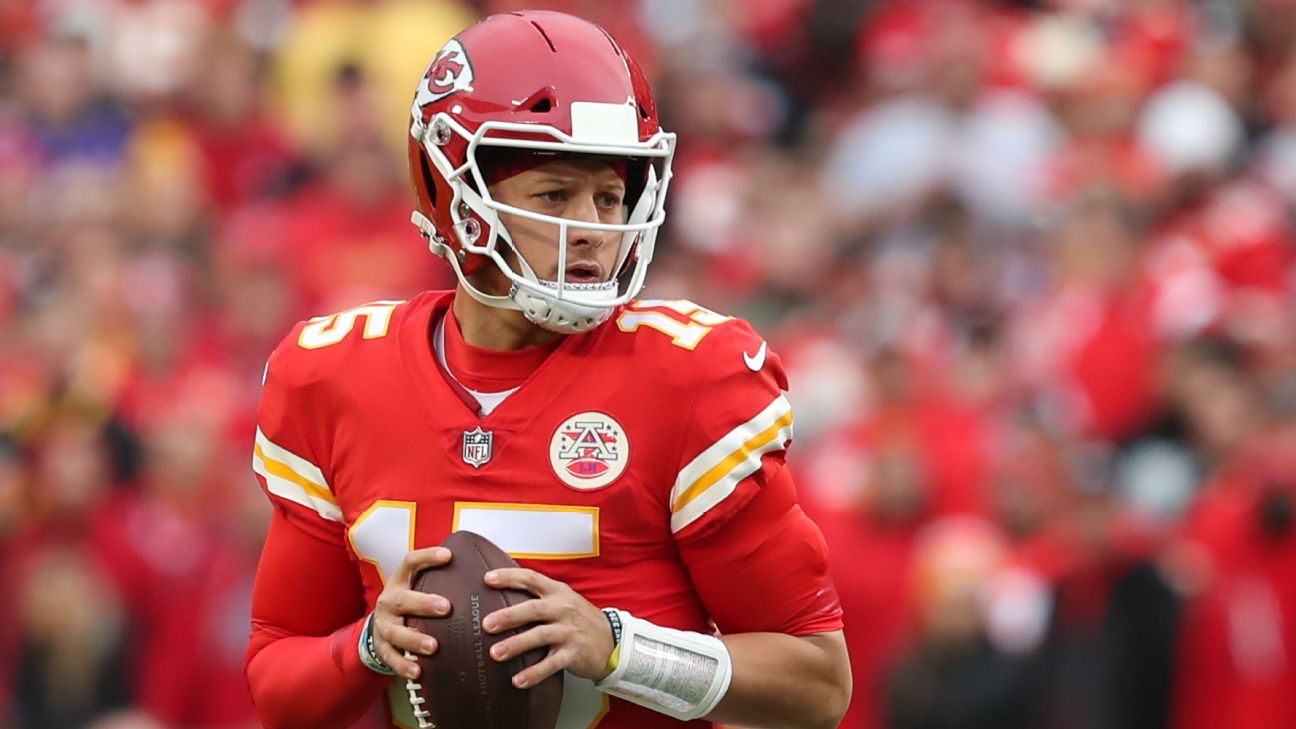 Week 17 NFL game picks: Chiefs best Bengals for 9th straight win; Cowboys  hand Cards 4th straight loss