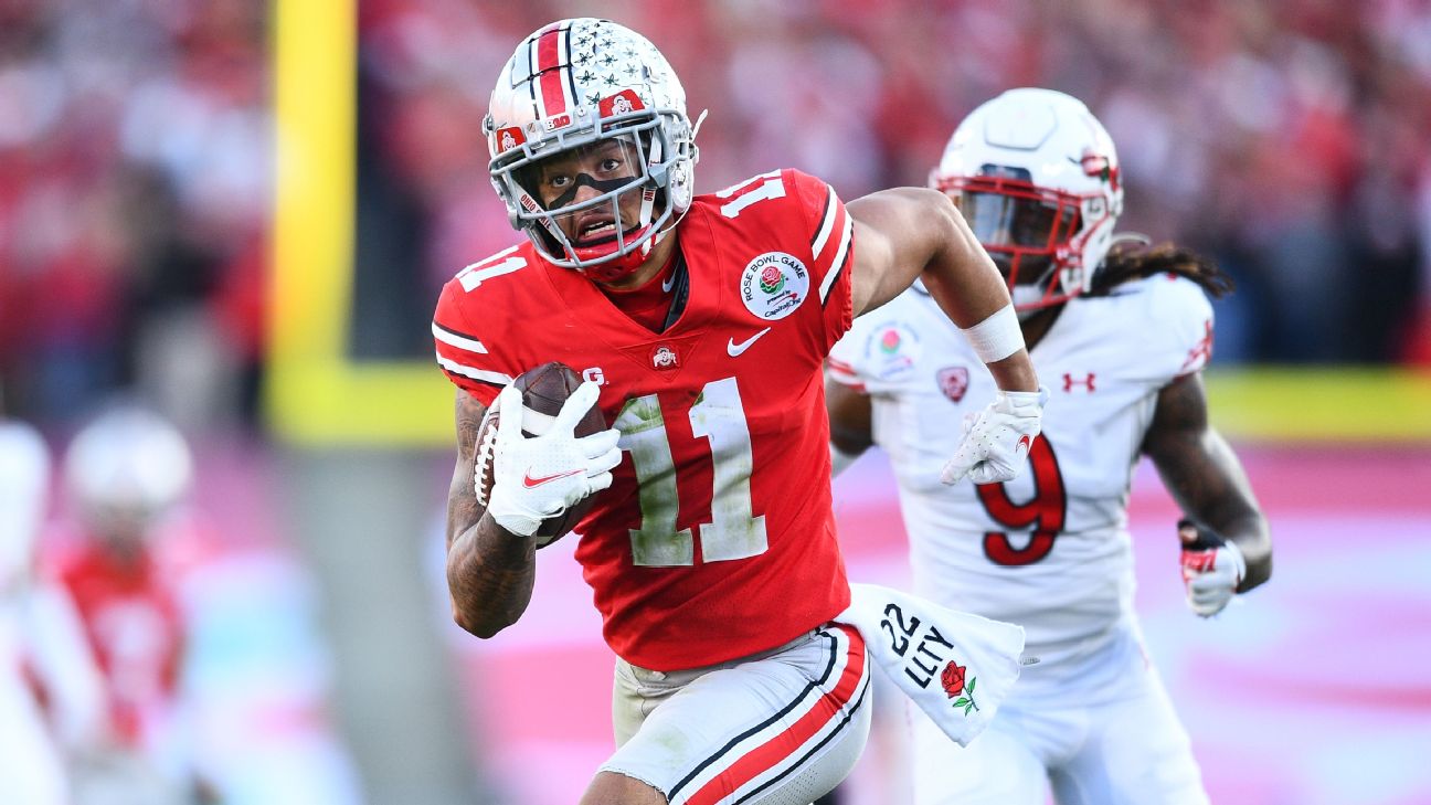 Ohio State receiver Jaxon Smith-Njigba celebrates a touchdown during an  NCAA college spring football game Saturday, April 16, 2022, in Columbus,  Ohio. (AP Photo/Jay LaPrete Stock Photo - Alamy