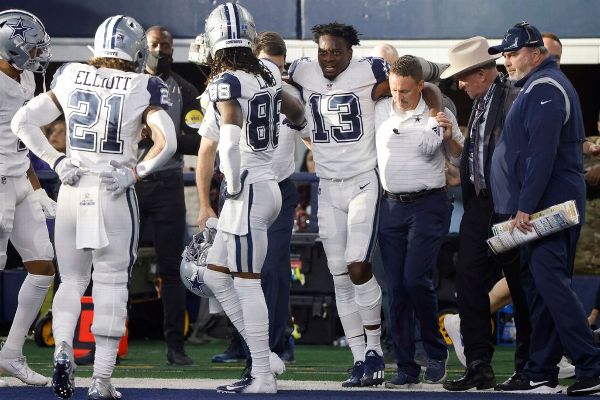 Cowboys WR Gallup ruled out with knee injury