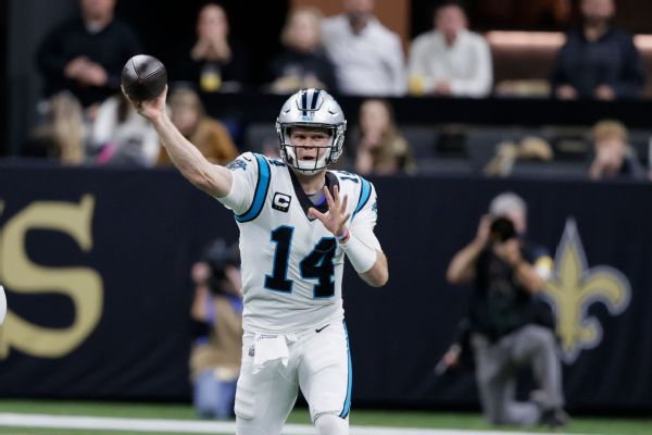 Panthers GM: Darnold 'in the lead' for QB job