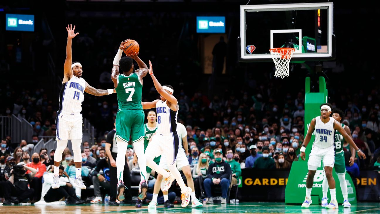 Jaylen Brown scores 30 points to lead Celtics to Christmas Day win