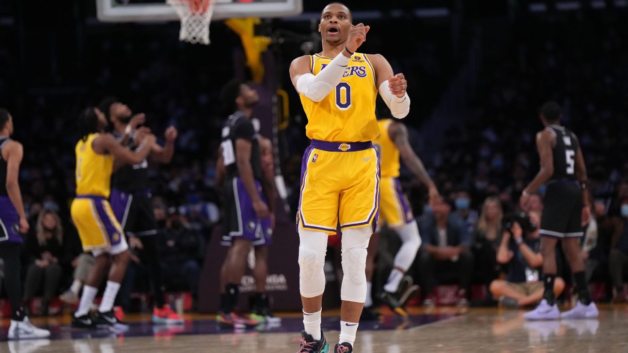 Lakers vs Kings Final Score: L.A. falls to Sacramento as LeBron returns -  Silver Screen and Roll