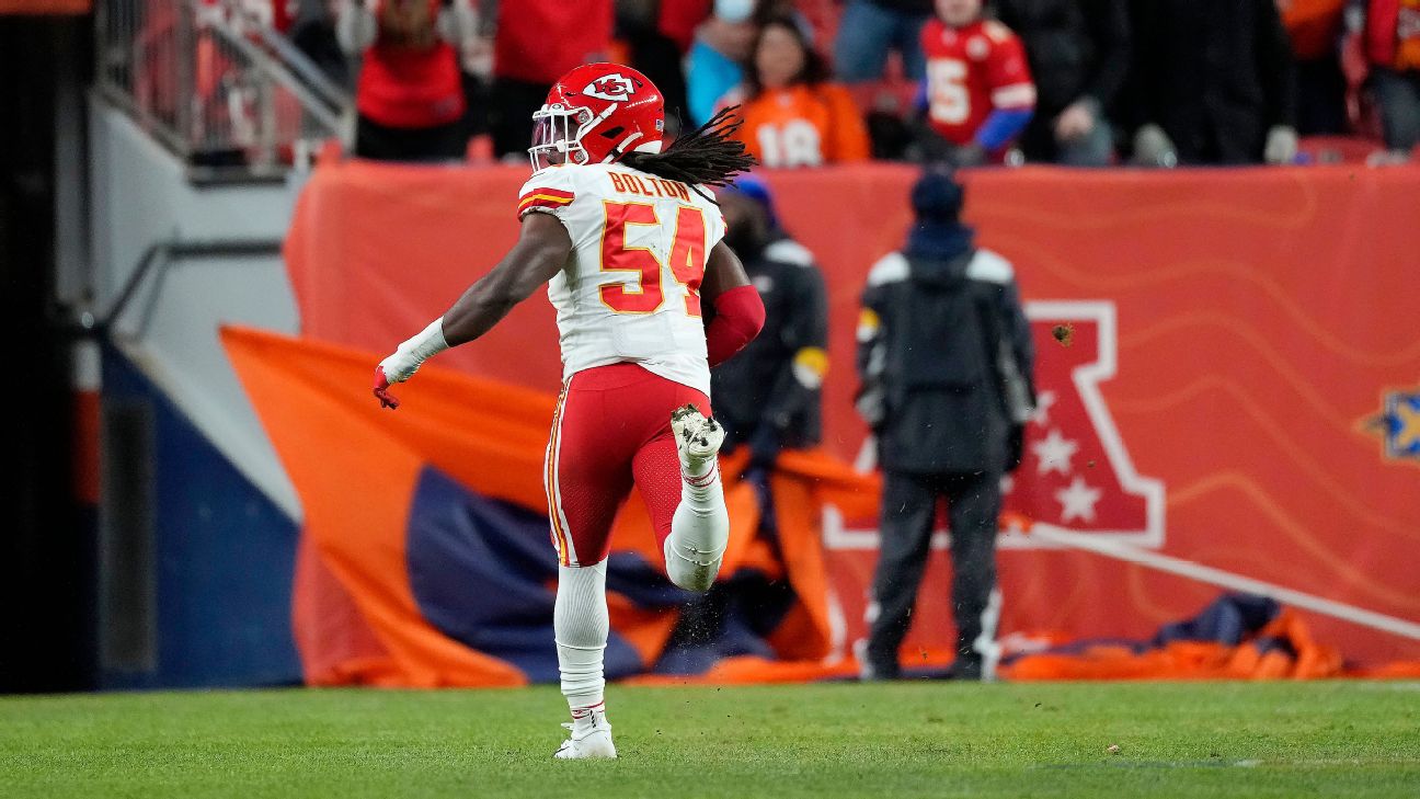 Chiefs grind out a win in Denver, secure #2 seed in AFC