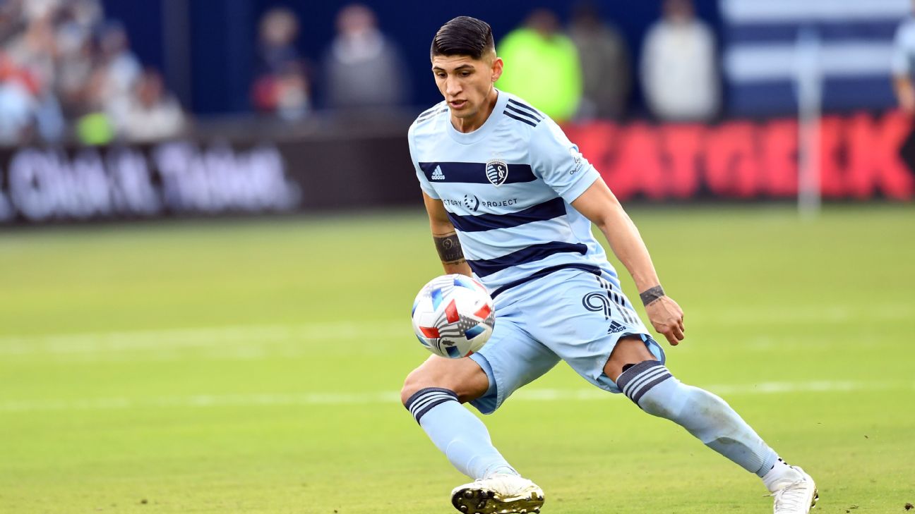 Mexico, SKC star Pulido (knee) to miss MLS season