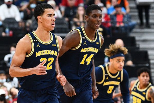 Michigan's Houstan, Diabate staying in NBA draft