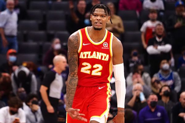 Sources: Hawks trade Reddish to Knicks for Knox