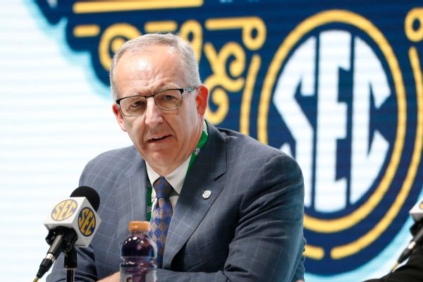 SEC’s Sankey feels ‘sadness’ as Pac-12 dissolves