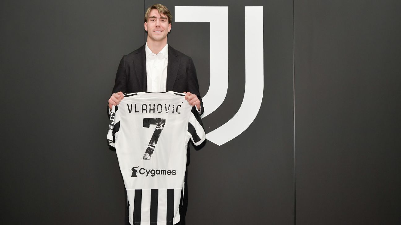 Juventus beat Arsenal to signing of Vlahovic