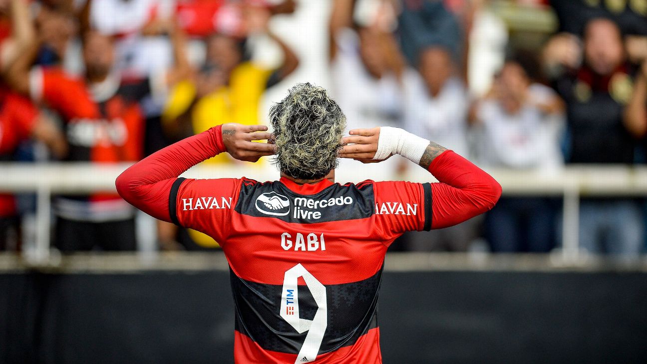 Vídeo: Flamengo é vítima de racismo da torcida do Olimpia