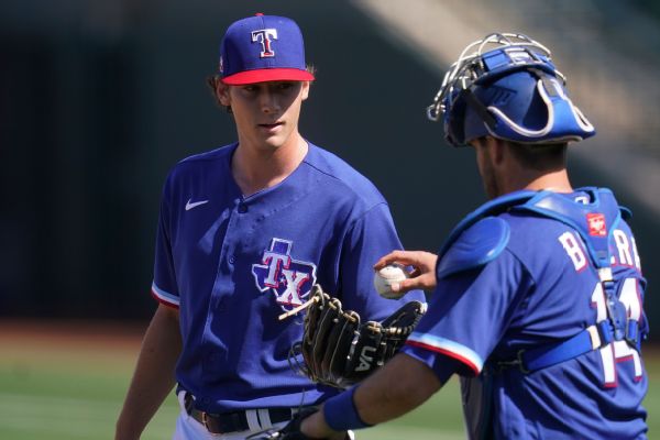 Rangers put relievers Cole Winn, Peyton Gray on injured list