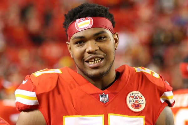 Chiefs optimistic in long-term deal for LT Brown