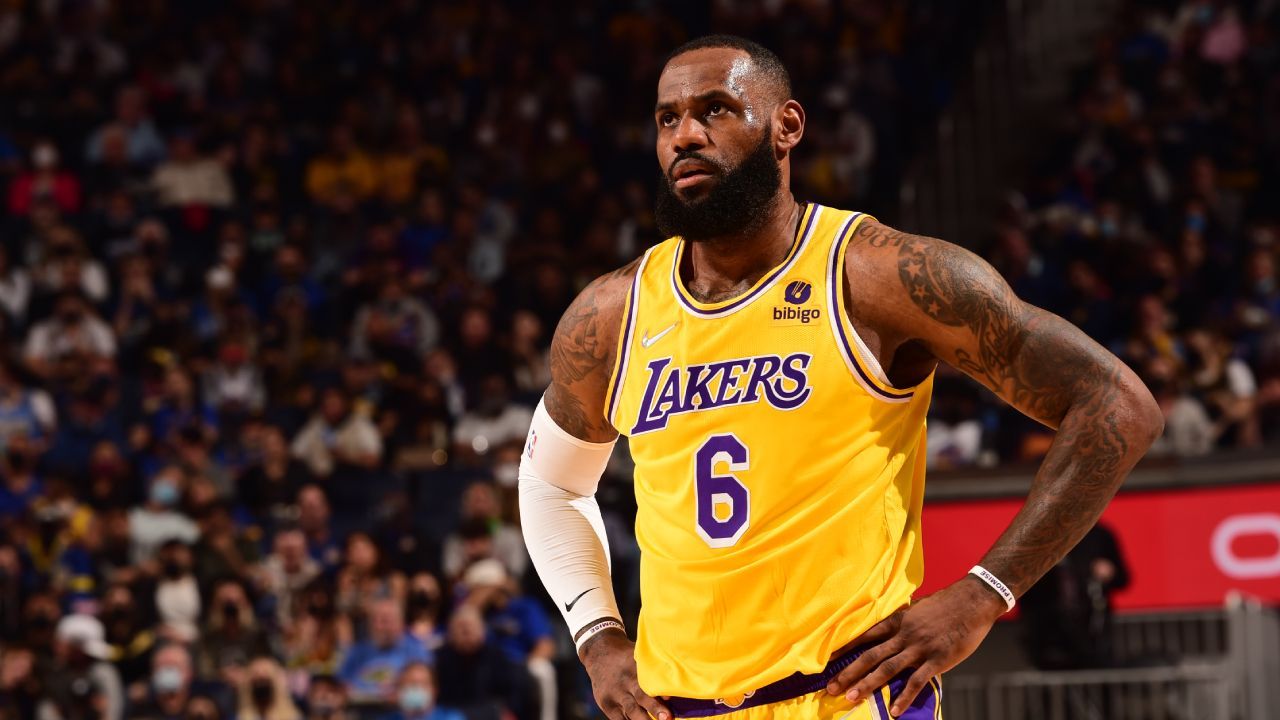 Após se tornar o maior cestinha da história, LeBron James já mira